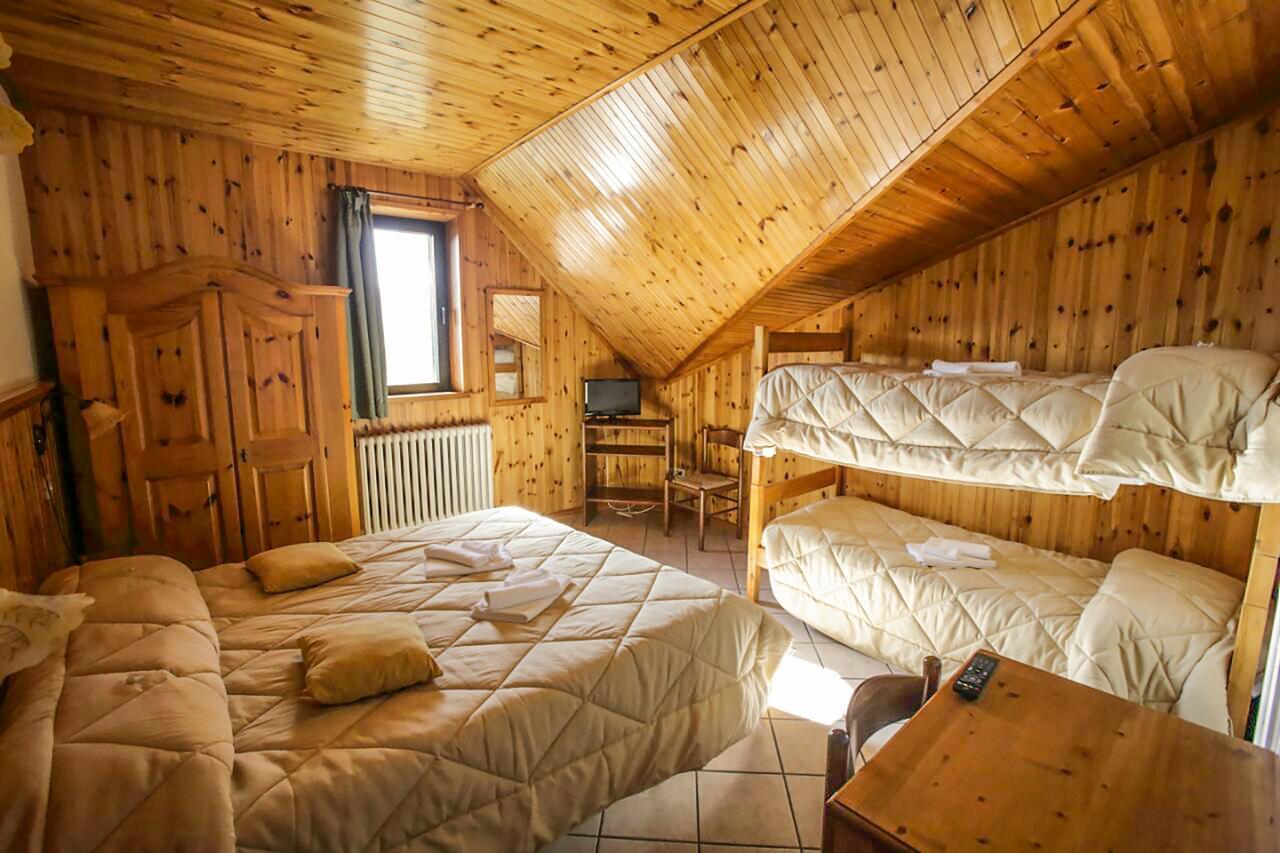Hotel Valle Del Lupo Pescasseroli Ngoại thất bức ảnh